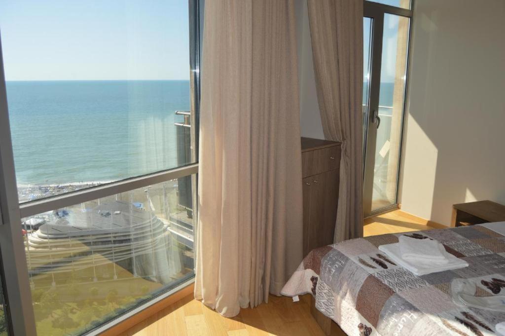 Luxury Apartments 바투미 외부 사진