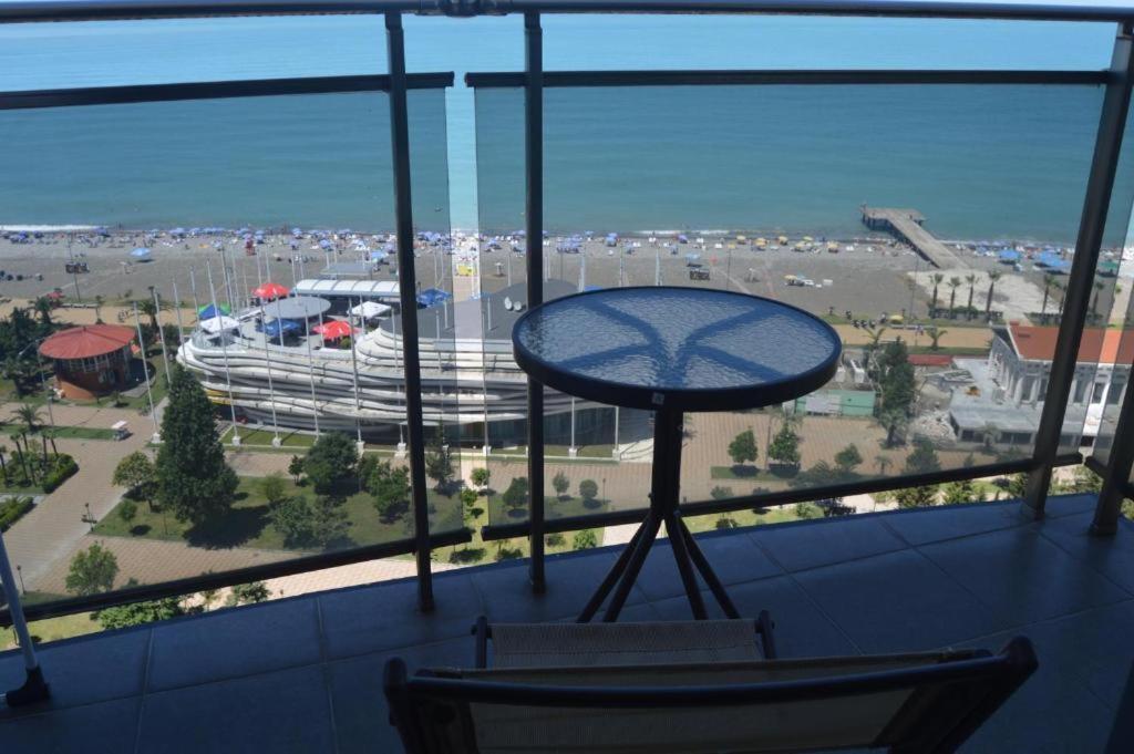 Luxury Apartments 바투미 외부 사진